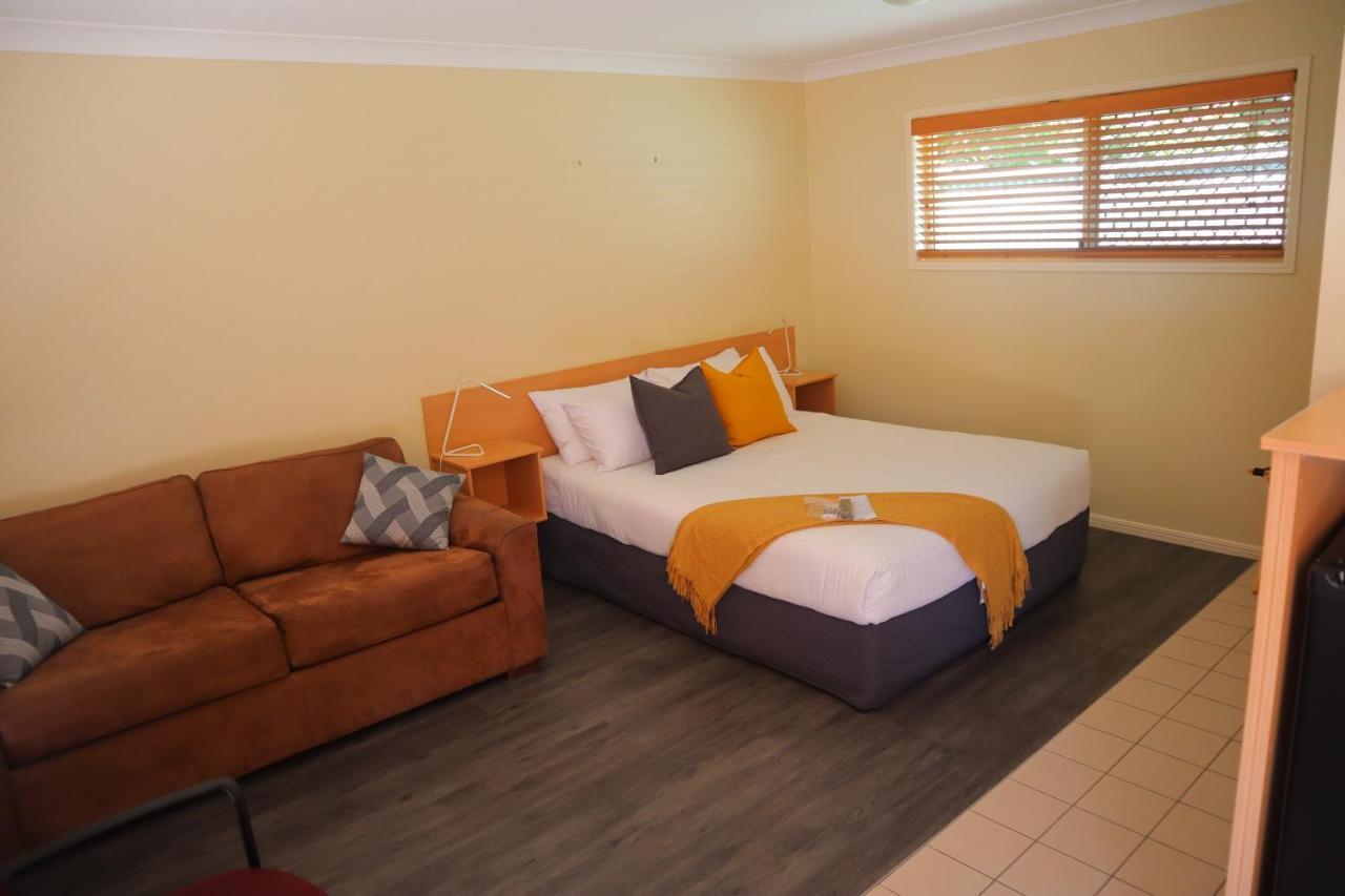 Country Roads Motor Inn Gayndah 외부 사진